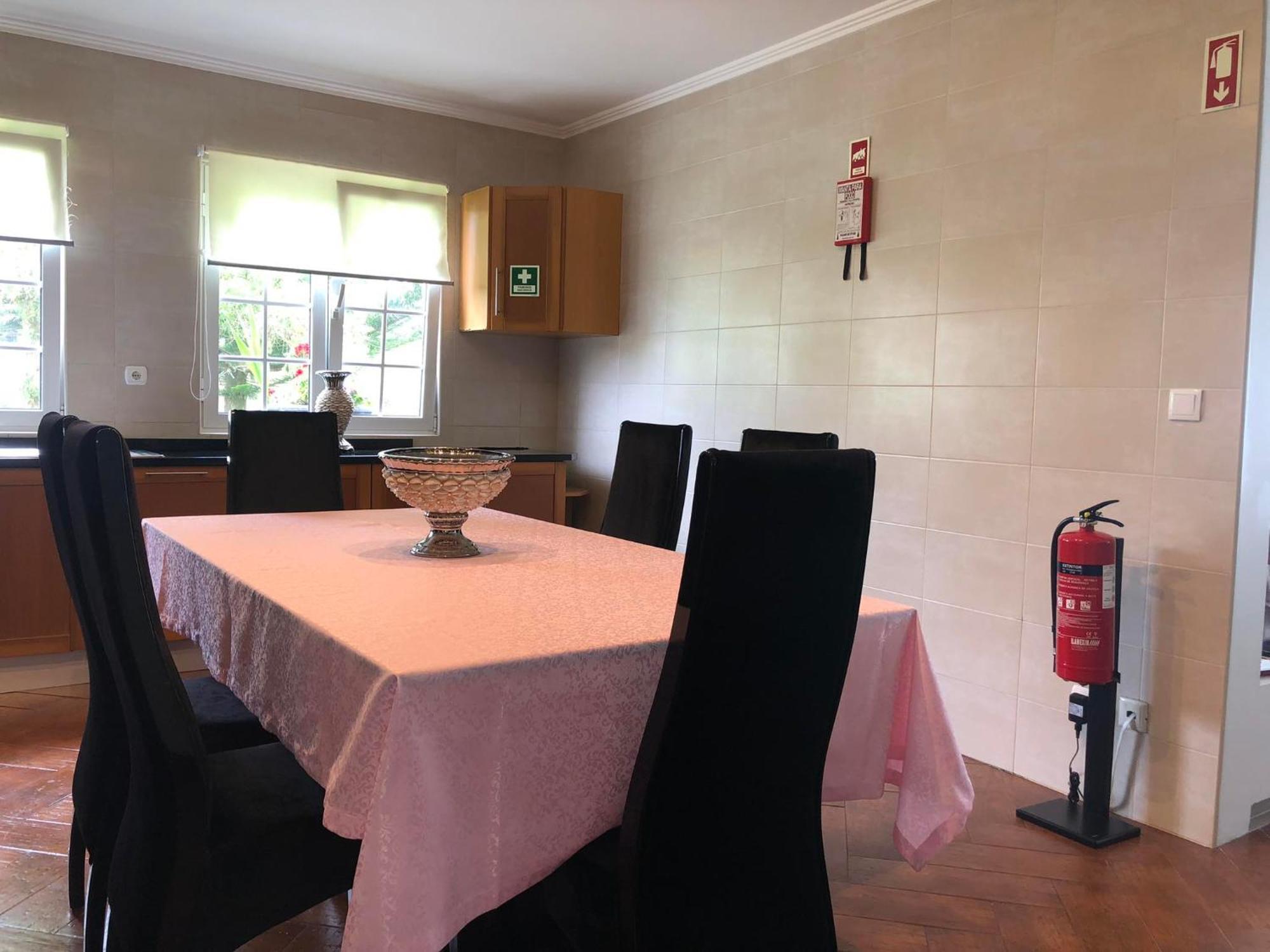 Vivenda Flor Vakantiehuis Ponta Delgada
